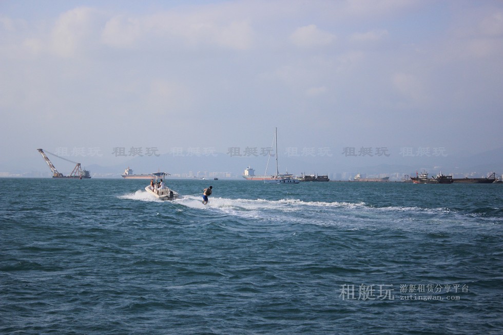 租艇玩 冒險(xiǎn)王系列——海上競速