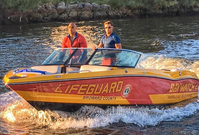 40位名人狂曬游艇度假照，你還在矜持什么？