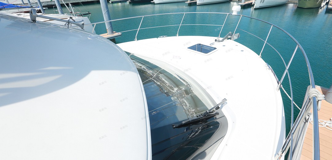 Carver 36